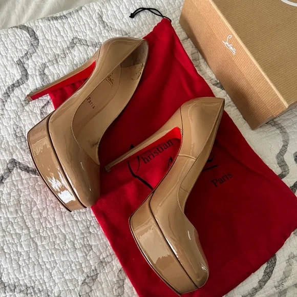 Christian louboutin bianca hot sale pumps